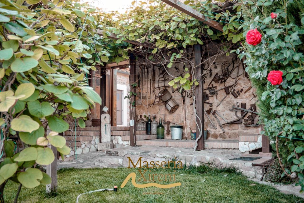 Masseria Xireni Castellana Sicula Exteriör bild